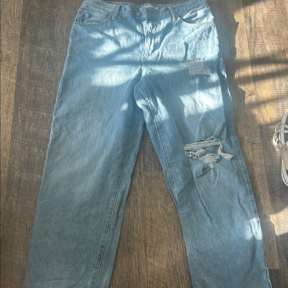 Levi's Classic Blue Denim Jeans